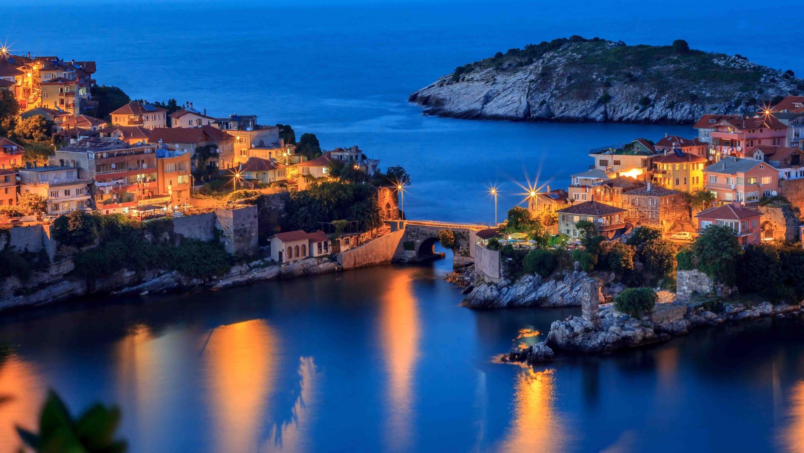 Amasra’da Gezilecek Yerler – Tarihi Mekanlar, Doğa Güzellikleri ve Plajlar