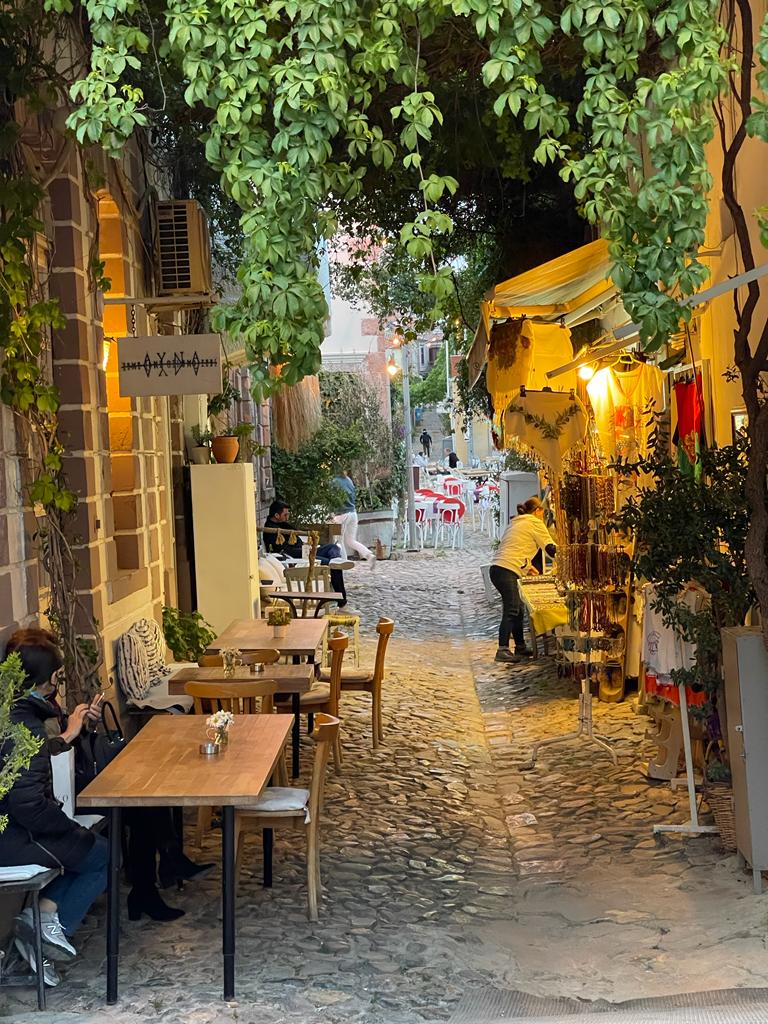 Ayvalık'ta en güzel tatil yerleri Cunda Adası