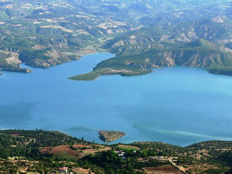 Ermenek’te Gezilecek Yerler – Baraj, Mağara, Kale ve Doğanın Sunduğu Saklı Güzellikler