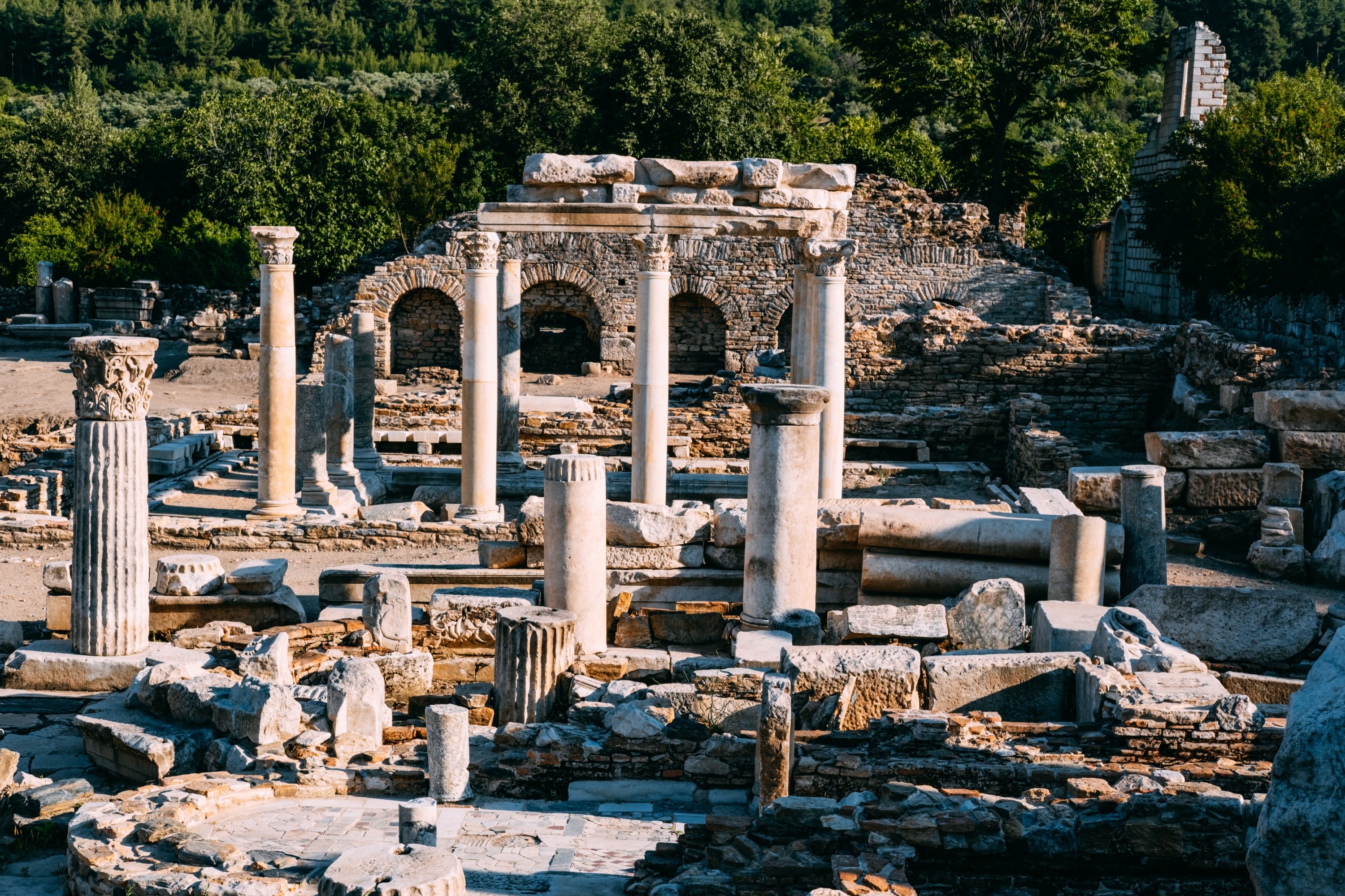 Milas’ta Gezilecek Yerler: Tarih ve Doğanın Kalbinde Bir Yolculuk