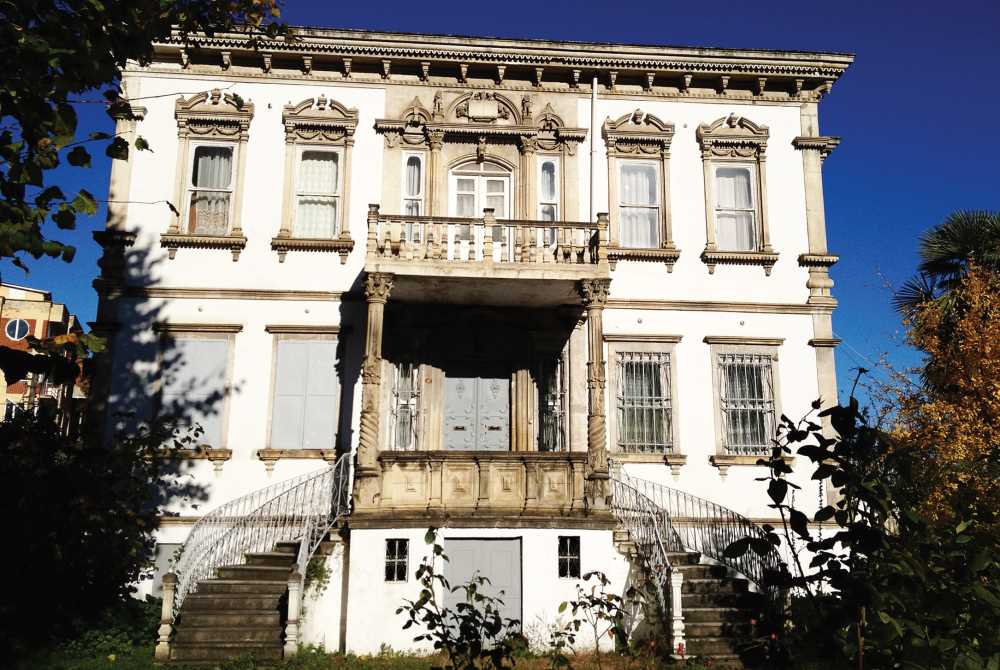 Piraziz’de Gezilecek Yerler – Sahil Yolları, Eren Camii, Taş Köprüler ve Doğayla İç İçe Kaçamak