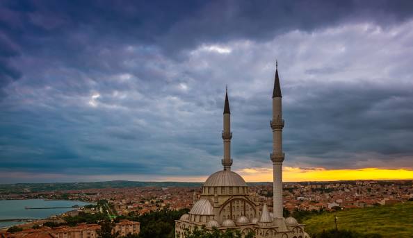 Süleymanpaşa’da Gezilecek Yerler – Tarihi Yarımadadan Sahil Deliklerine Kadar Zengin Bir İlçe Turu